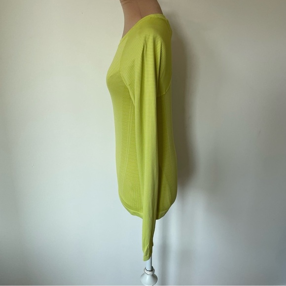 Athleta Momentum Seamless Citron Yellow Mini Stripe Long Sleeve Top 658514 EUC S - Picture 2 of 10